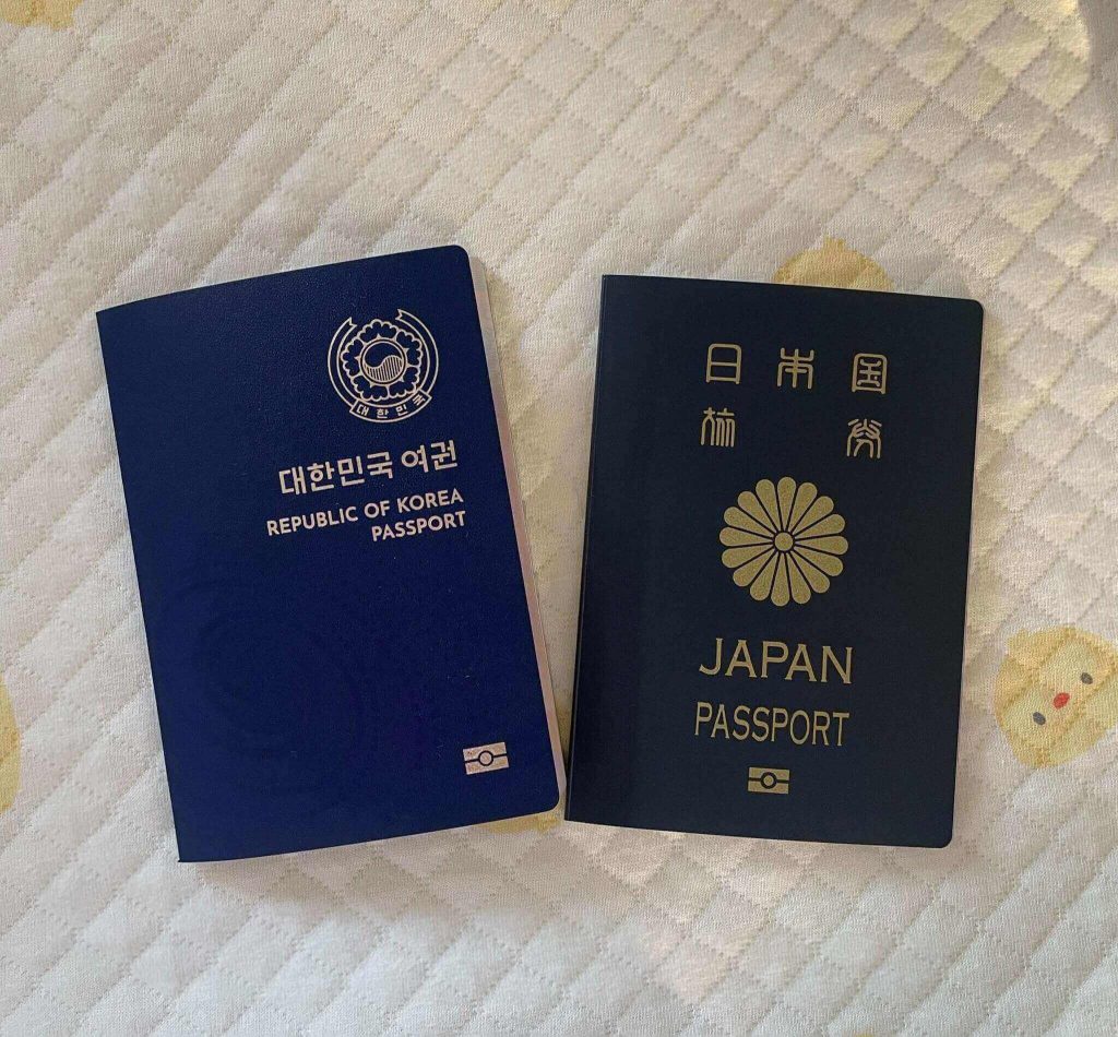 韓国と日本のパスポート